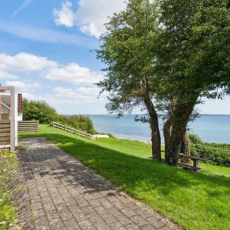 Semesterbostad Bryngeir - 25m From The Sea By Interhome